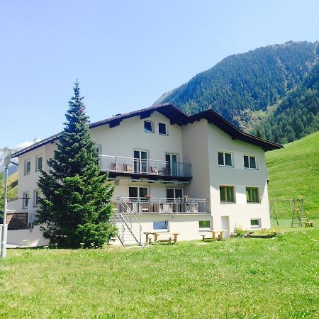Apart Tyrol Умгаузен Екстер'єр фото