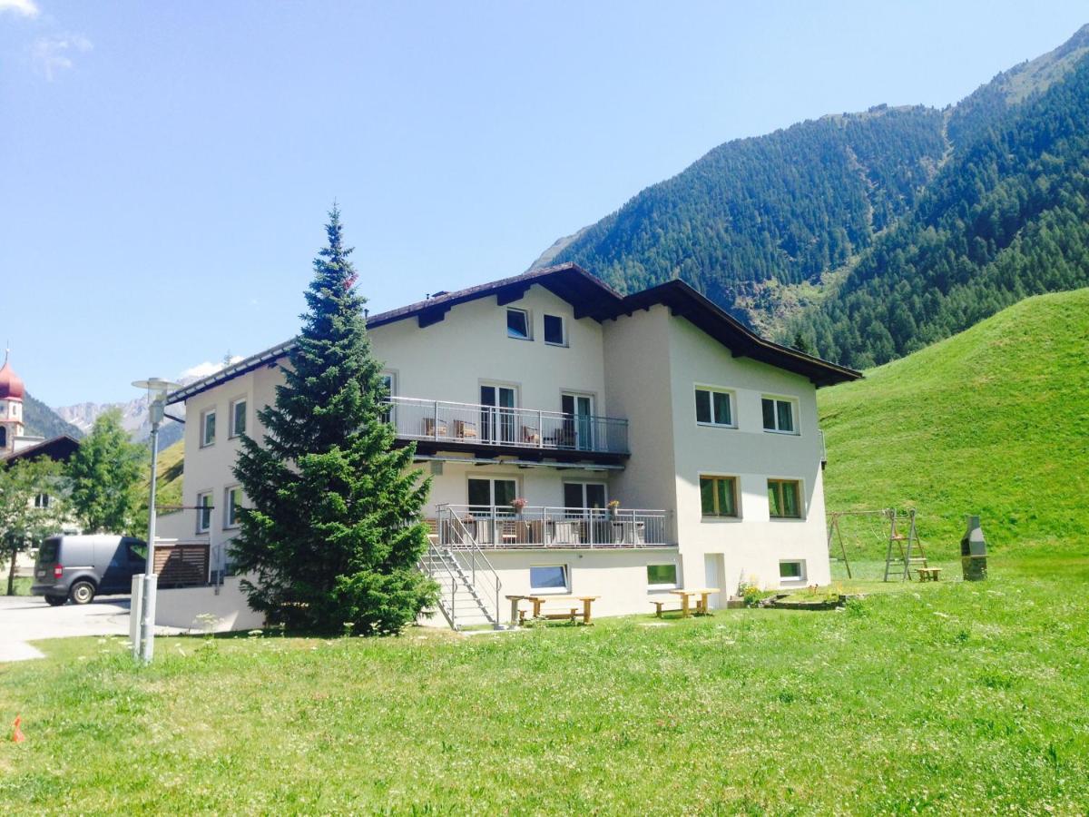 Apart Tyrol Умгаузен Екстер'єр фото
